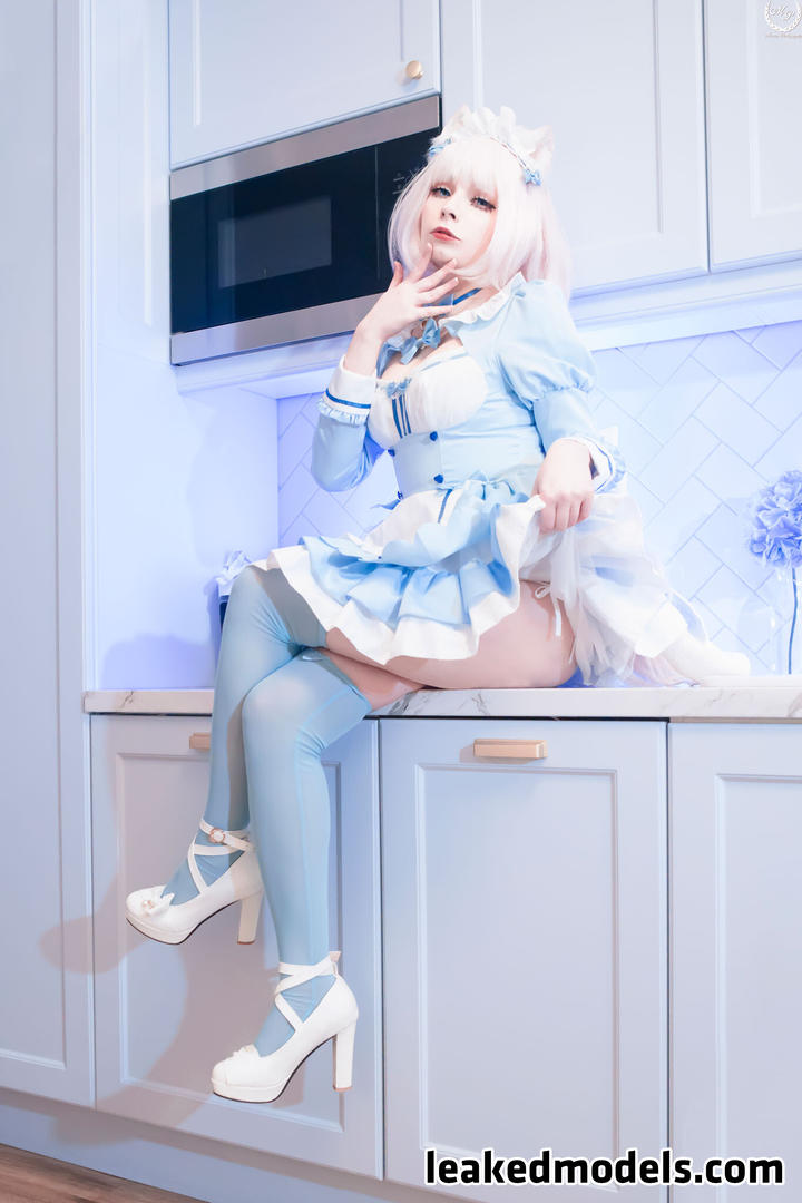 akariia-cosplay Naked 7