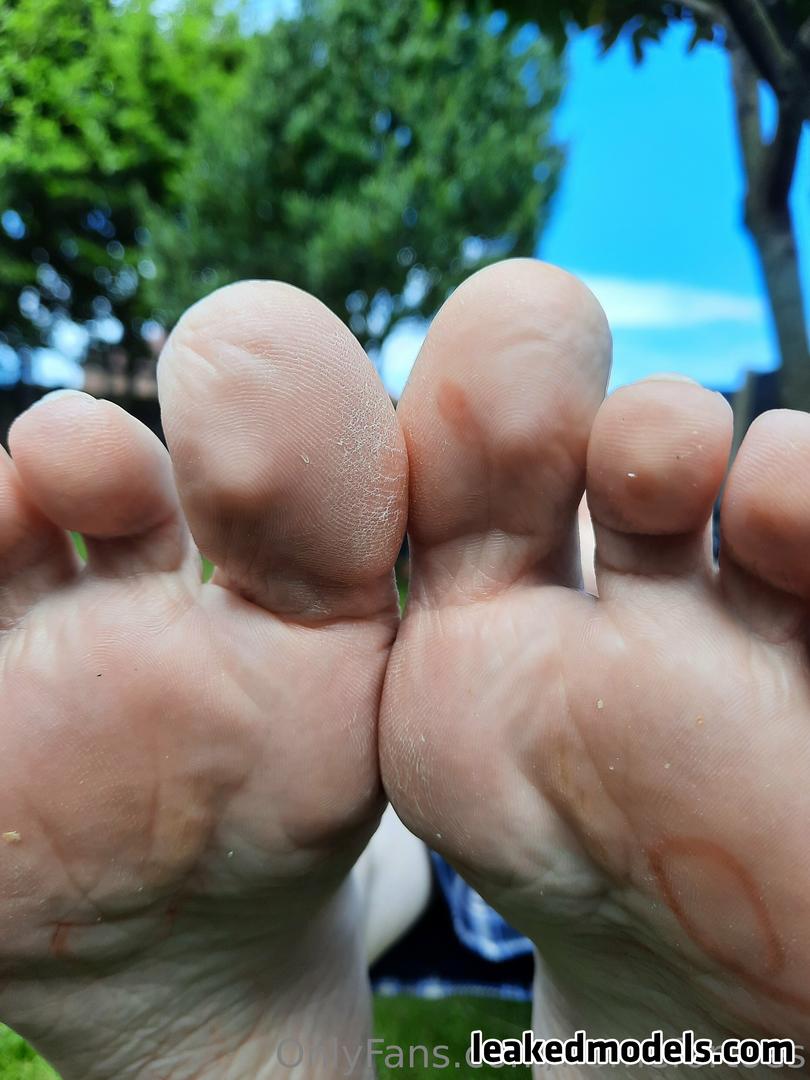 Homefortoes Nude 6