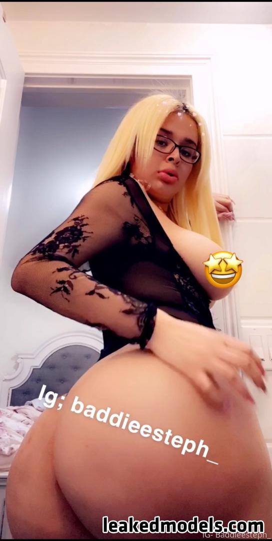 Stephanietobadd Nude 15