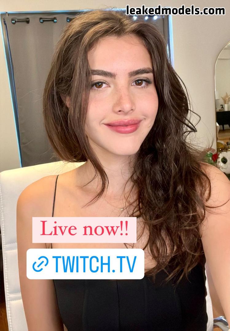 Botezlive Nude 7