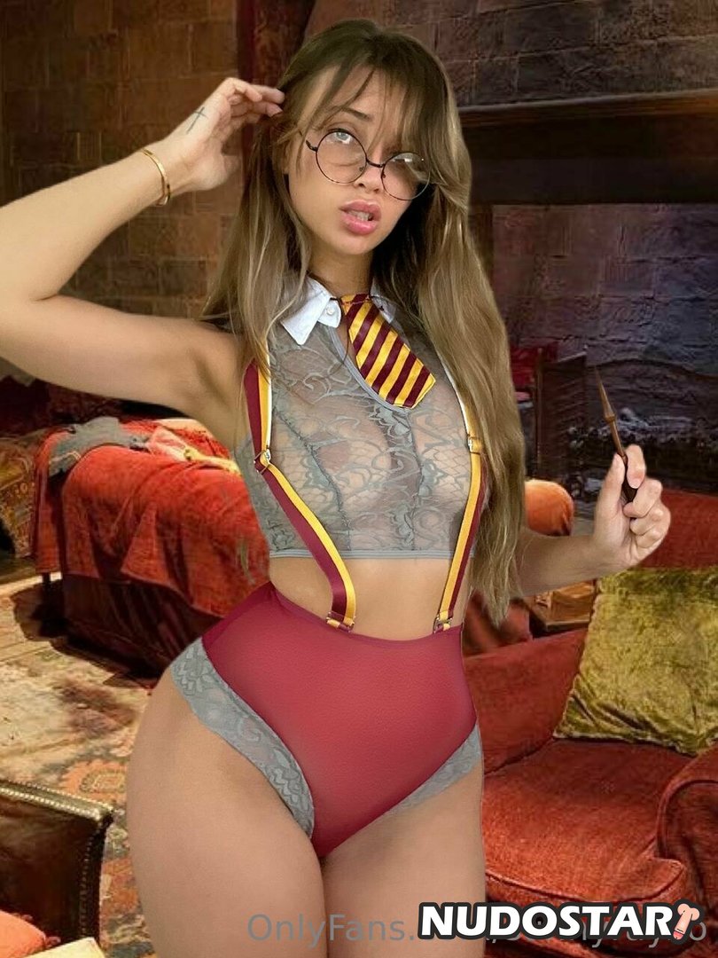 Sunnyrayxo Leaked Photo 38