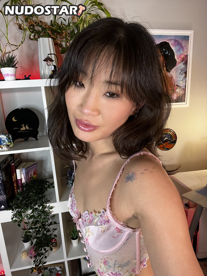 Jeannie Elise Mai Leaked Photo 17