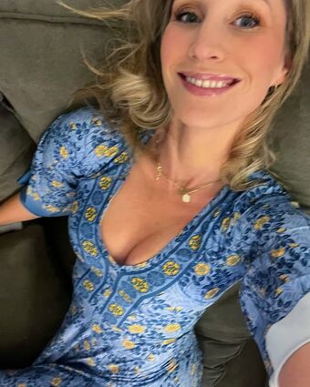 Maude Garrett Nude Leaks OnlyFans Photo 21