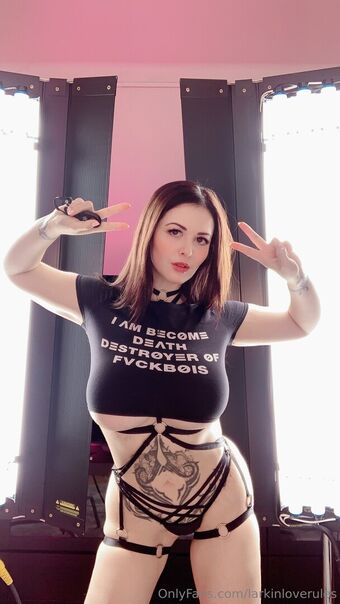 larkinloverules Nude Leaks OnlyFans Photo 34