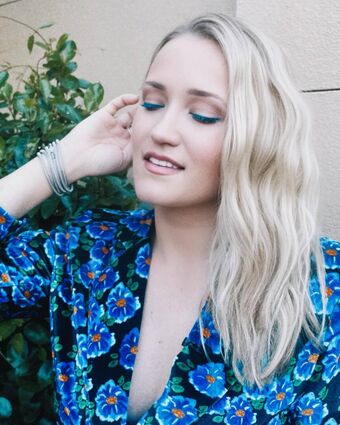 Emily Osment Nude Leaks OnlyFans Photo 15