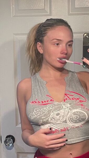 Natalie Alyn Lind Nude Leaks OnlyFans Photo 48