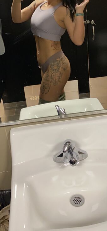 a.belle Nude Leaks OnlyFans Photo 7