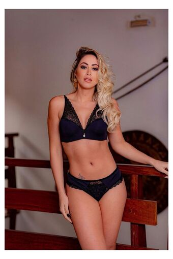 Carol Narizinho Nude Leaks OnlyFans Photo 12