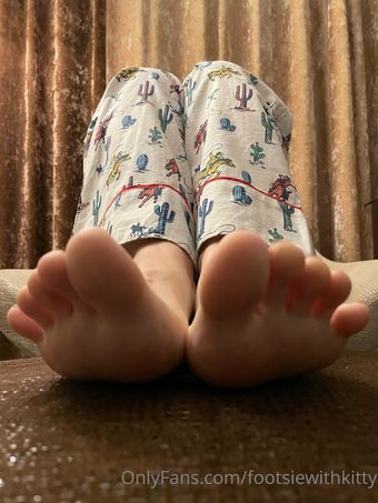 footsiewithkitty Nude Leaks OnlyFans Photo 19