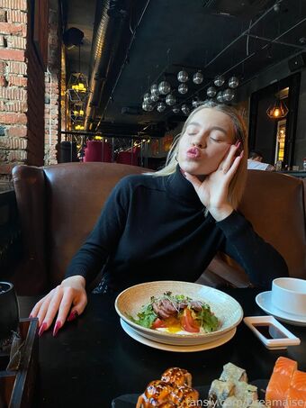 Dreamaise Nude Leaks OnlyFans Photo 1