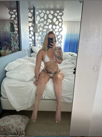 karleexrosee Nude Leaks OnlyFans Photo 21