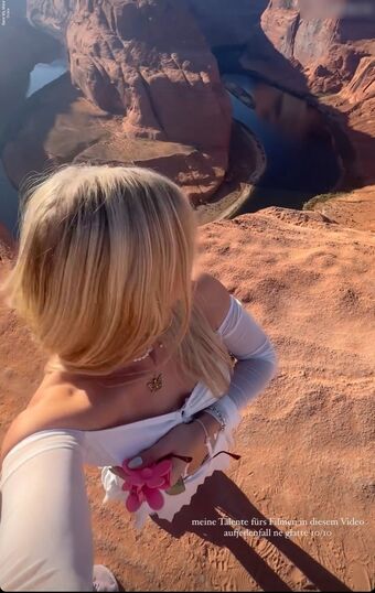 Caal.me.annaa Nude Leaks OnlyFans Photo 13