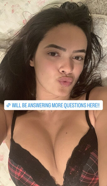 Emilia Gomez Nude Leaks OnlyFans Photo 4