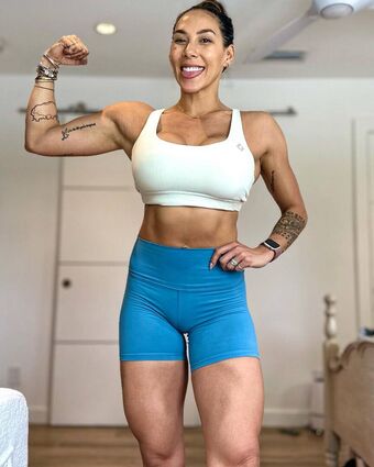 Hannah Eden Fitness Nude Leaks OnlyFans Photo 18