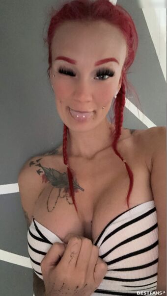 Anne Mieche Nude Leaks OnlyFans Photo 46