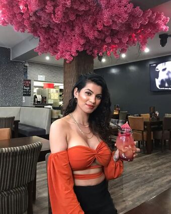 Sureet Kular Nude Leaks OnlyFans Photo 22