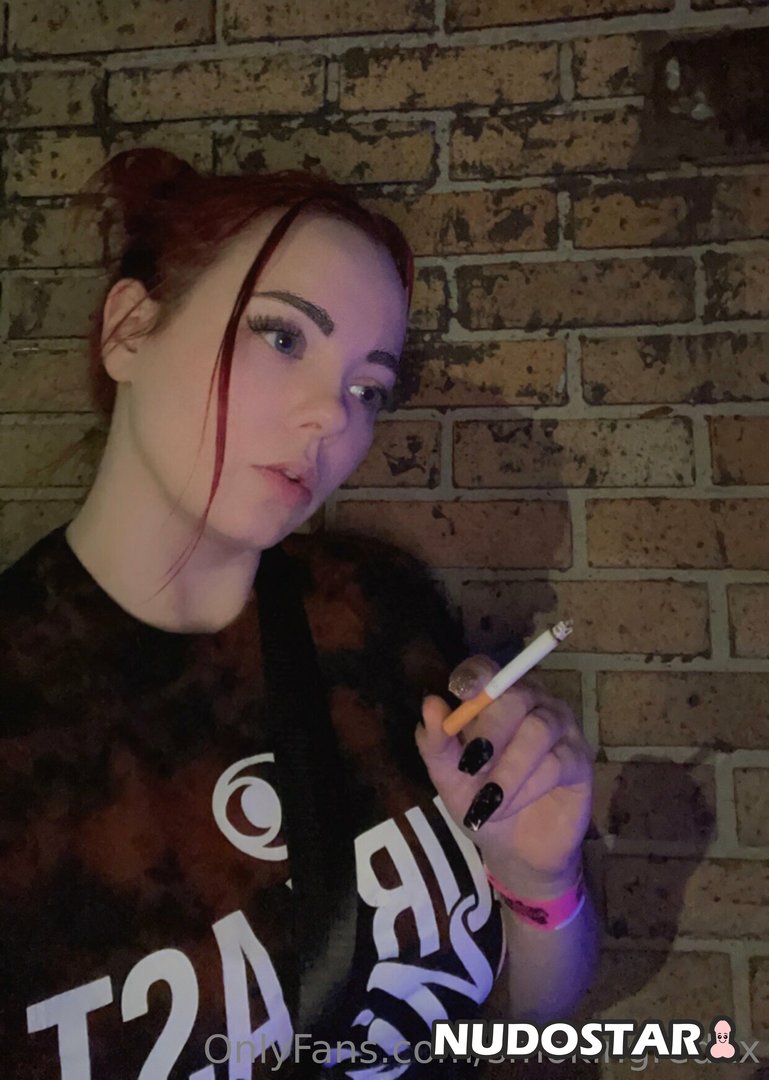 Smokingredxx Leaked Photo 24