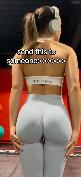 Sophiia.ugc Nude Leaks OnlyFans Photo 9