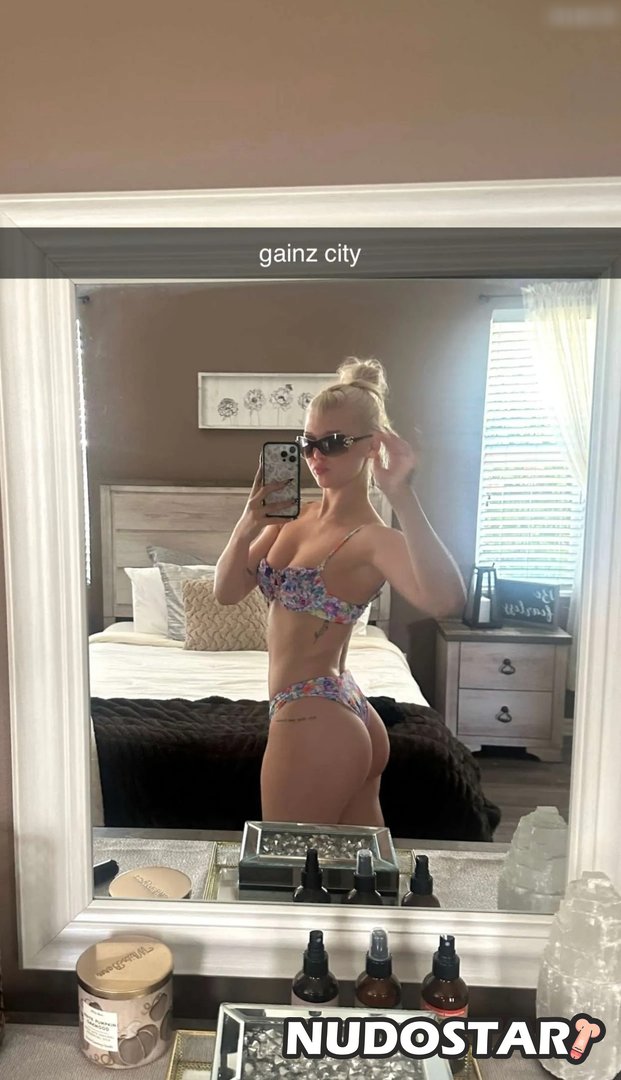 Loren-Gray Leaked Photo 4