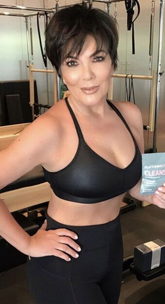 Kris Jenner Nude Leaks OnlyFans Photo 7