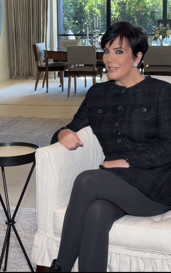 Kris Jenner Nude Leaks OnlyFans Photo 4