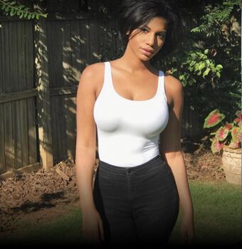 Taylor Rooks Nude Leaks OnlyFans Photo 37