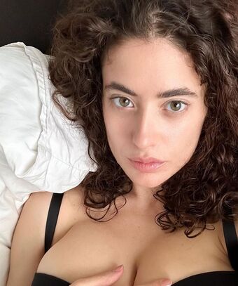 Anna Pittureri Nude Leaks OnlyFans Photo 31