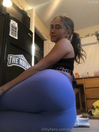 petite.princessxo Nude Leaks OnlyFans Photo 59