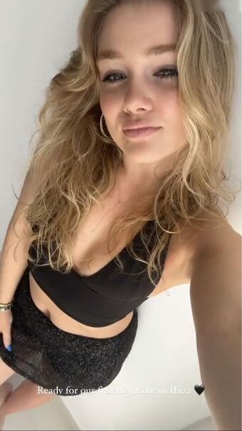 Chiara Tews Nude Leaks OnlyFans Photo 96