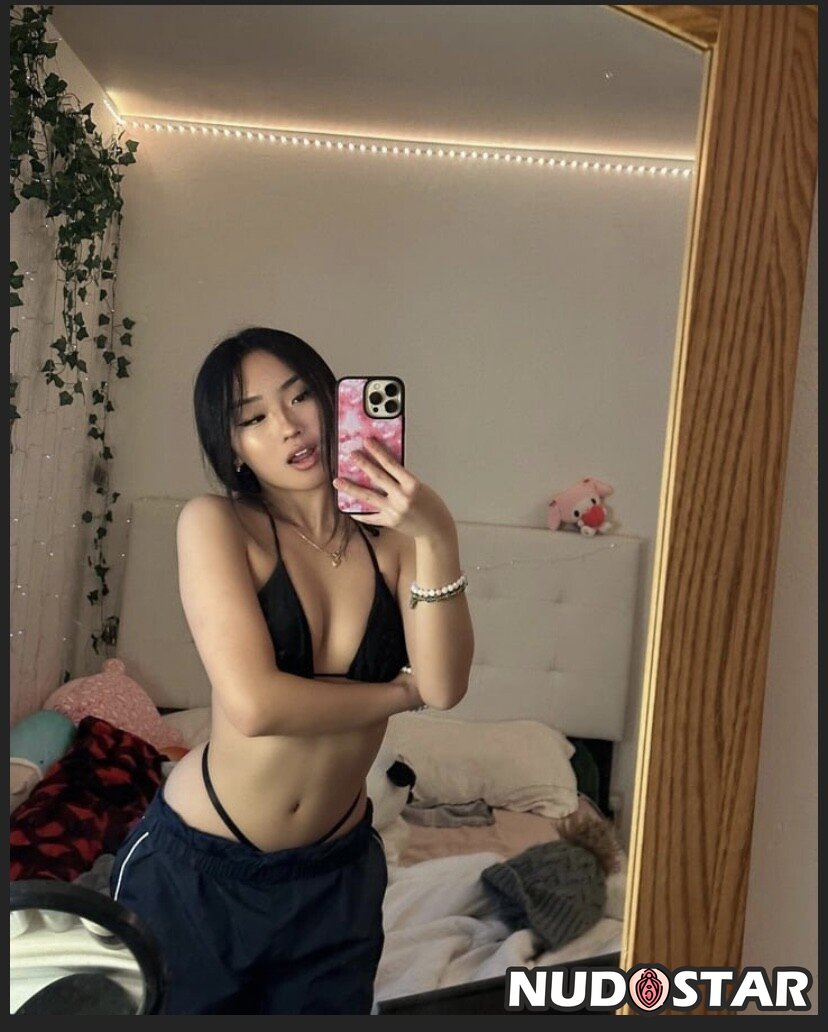 Daisy Chang Leaked Photo 10