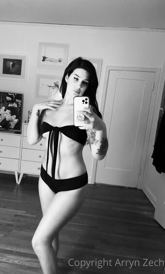 Arryn Zech Nude Leaks OnlyFans Photo 91