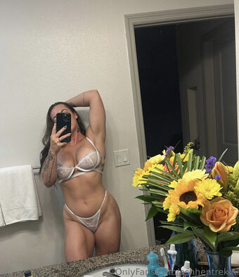 ashhentrekin Nude Leaks OnlyFans Photo 29