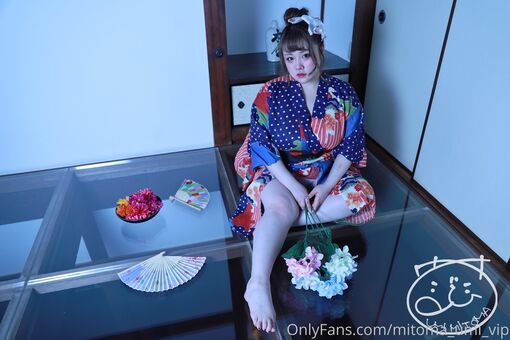 Umi Mitoma Nude Leaks OnlyFans Photo 16