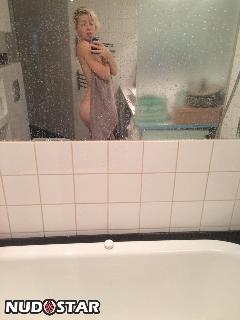 Veronica Maggio Leaked Photo 5