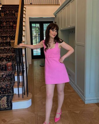 Zooey Deschanel Nude Leaks OnlyFans Photo 107