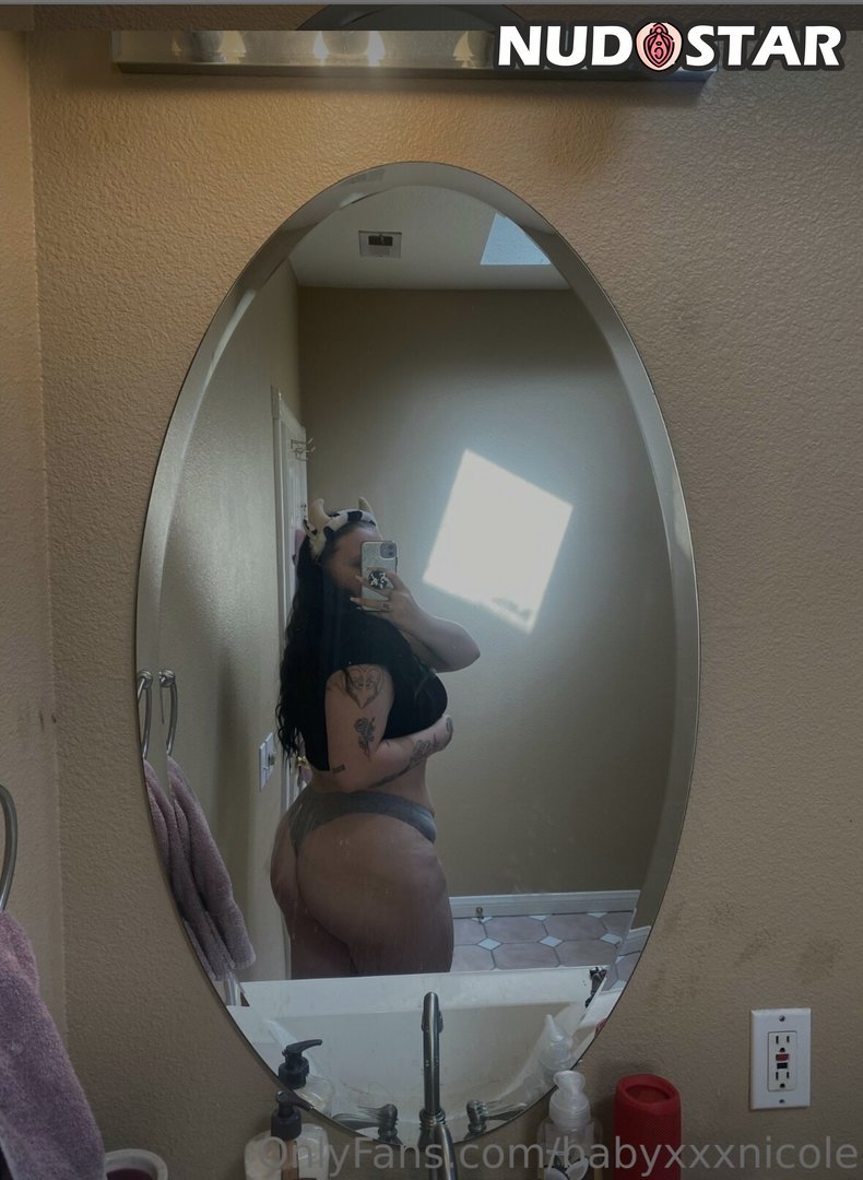 Babyxxxnicole Leaked Photo 13