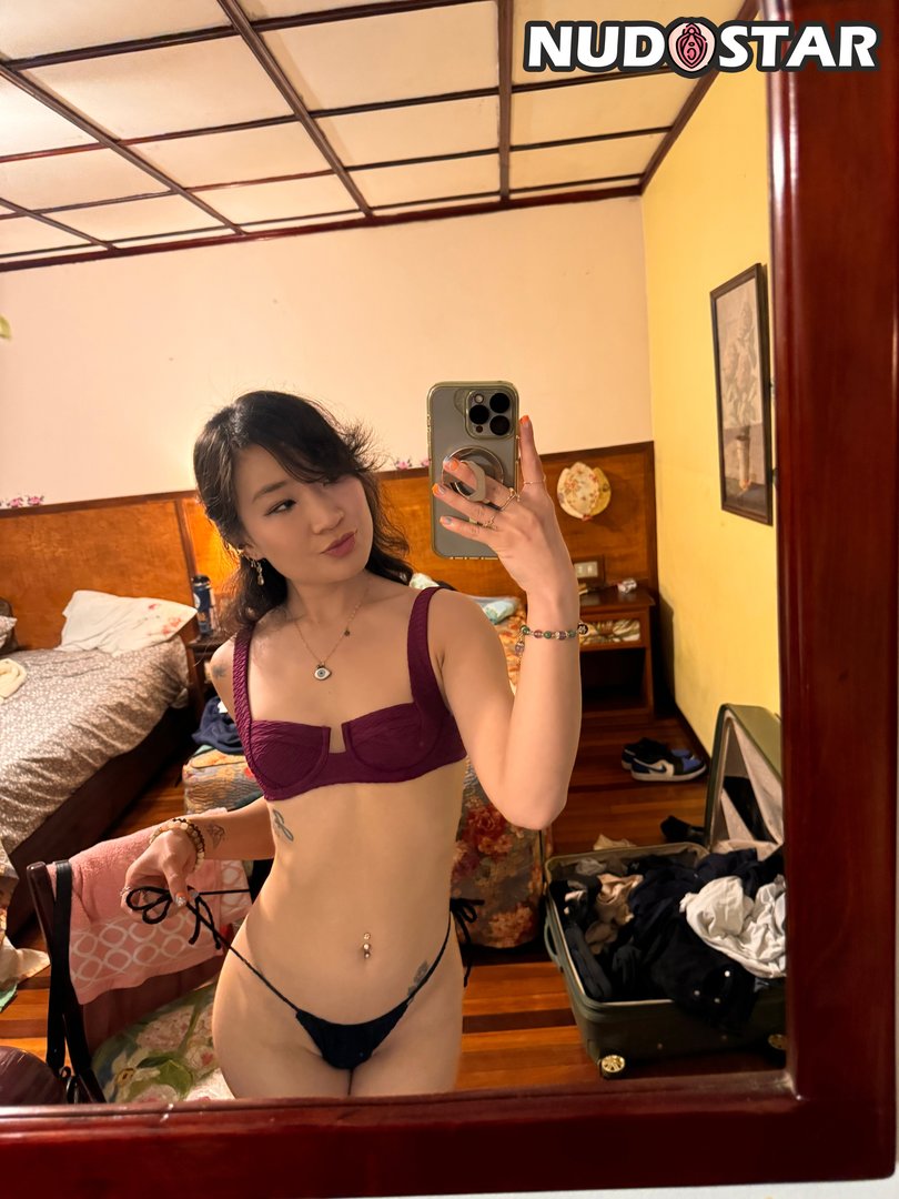 Jeannie Elise Mai Leaked Photo 11