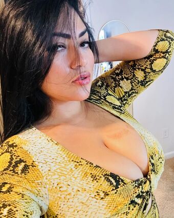 Karina Medina Nude Leaks OnlyFans Photo 5