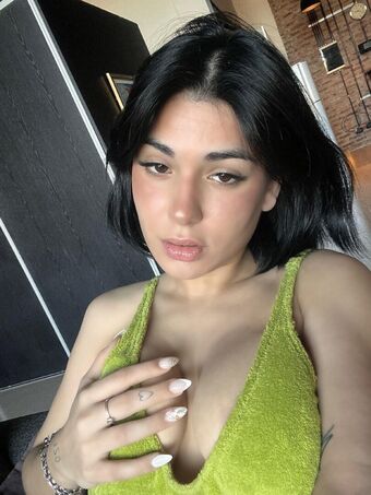 mikkirusso Nude Leaks OnlyFans Photo 13