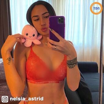 Astrid Nelsia Nude Leaks OnlyFans Photo 5