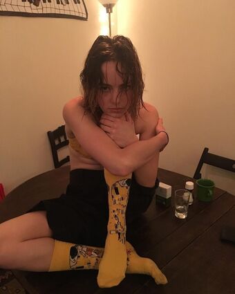 Brigette Lundy-Paine Nude Leaks OnlyFans Photo 19