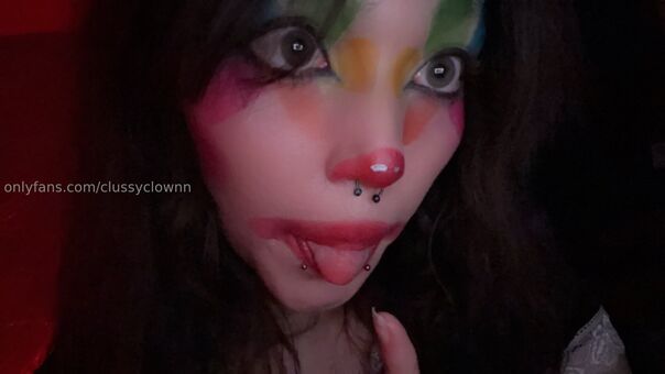 clussyclownn Nude Leaks OnlyFans Photo 7