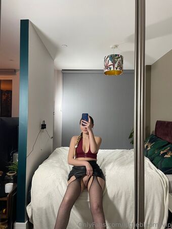 lottiebloomsvip Nude Leaks OnlyFans Photo 39