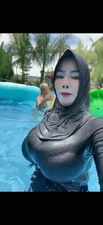 Putri_irawan06 Nude Leaks OnlyFans Photo 3