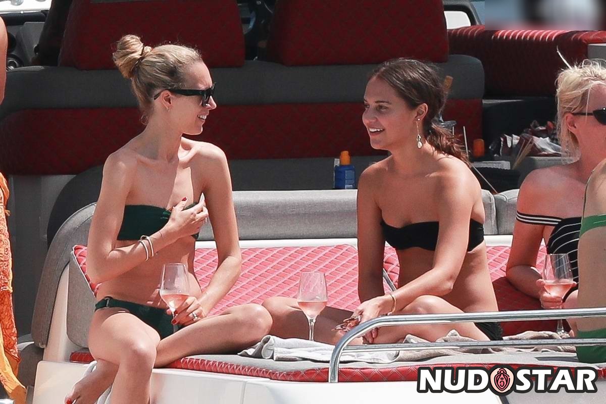 Alicia Vikander Leaked Photo 3