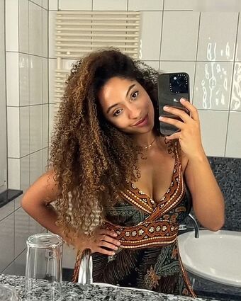 Amanda Ciss Nude Leaks OnlyFans Photo 79