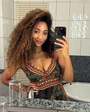 Amanda Ciss Nude Leaks OnlyFans Photo 78