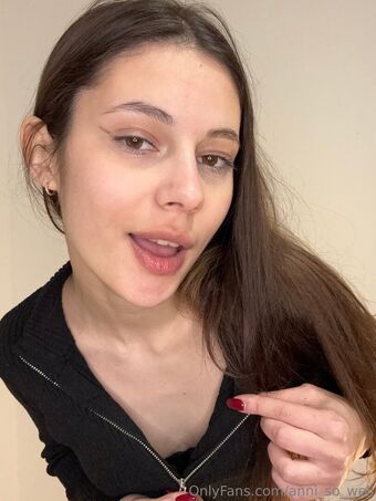 anni_so_well Nude Leaks OnlyFans Photo 2