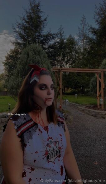blazinbigbootyfree Nude Leaks OnlyFans Photo 13