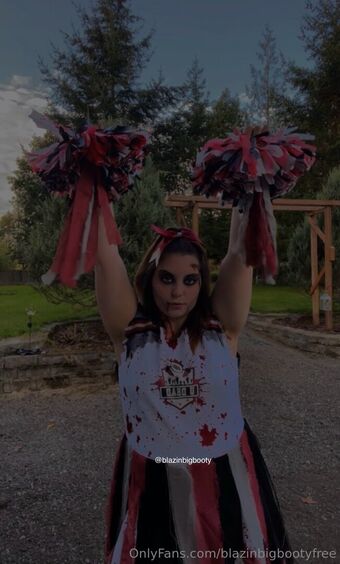 blazinbigbootyfree Nude Leaks OnlyFans Photo 15